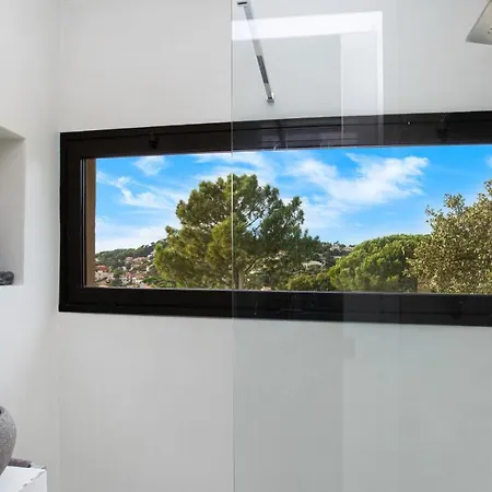 Sleeps 7 Pool Wifi Lloret de Mar