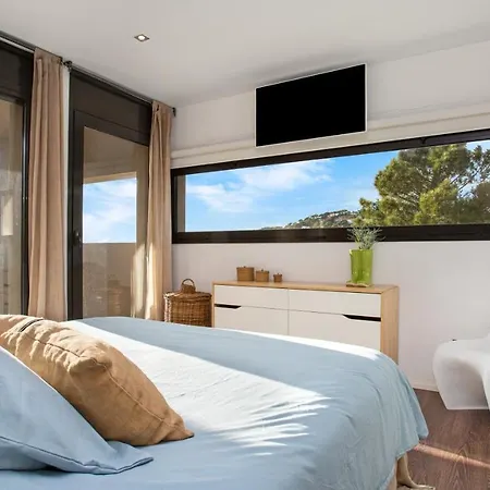 Sleeps 7 Pool Wifi * Lloret de Mar